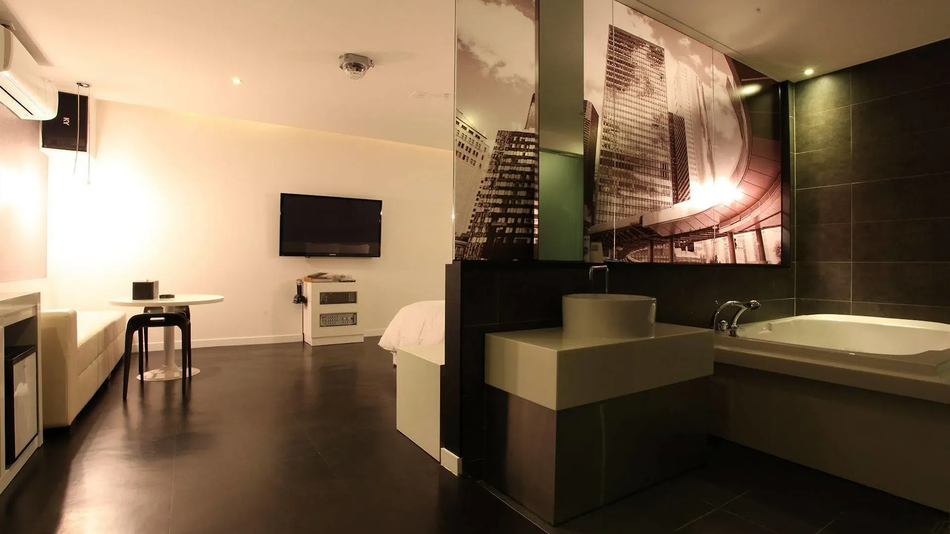 Sheel Hotel Seoul 2*,  South Korea